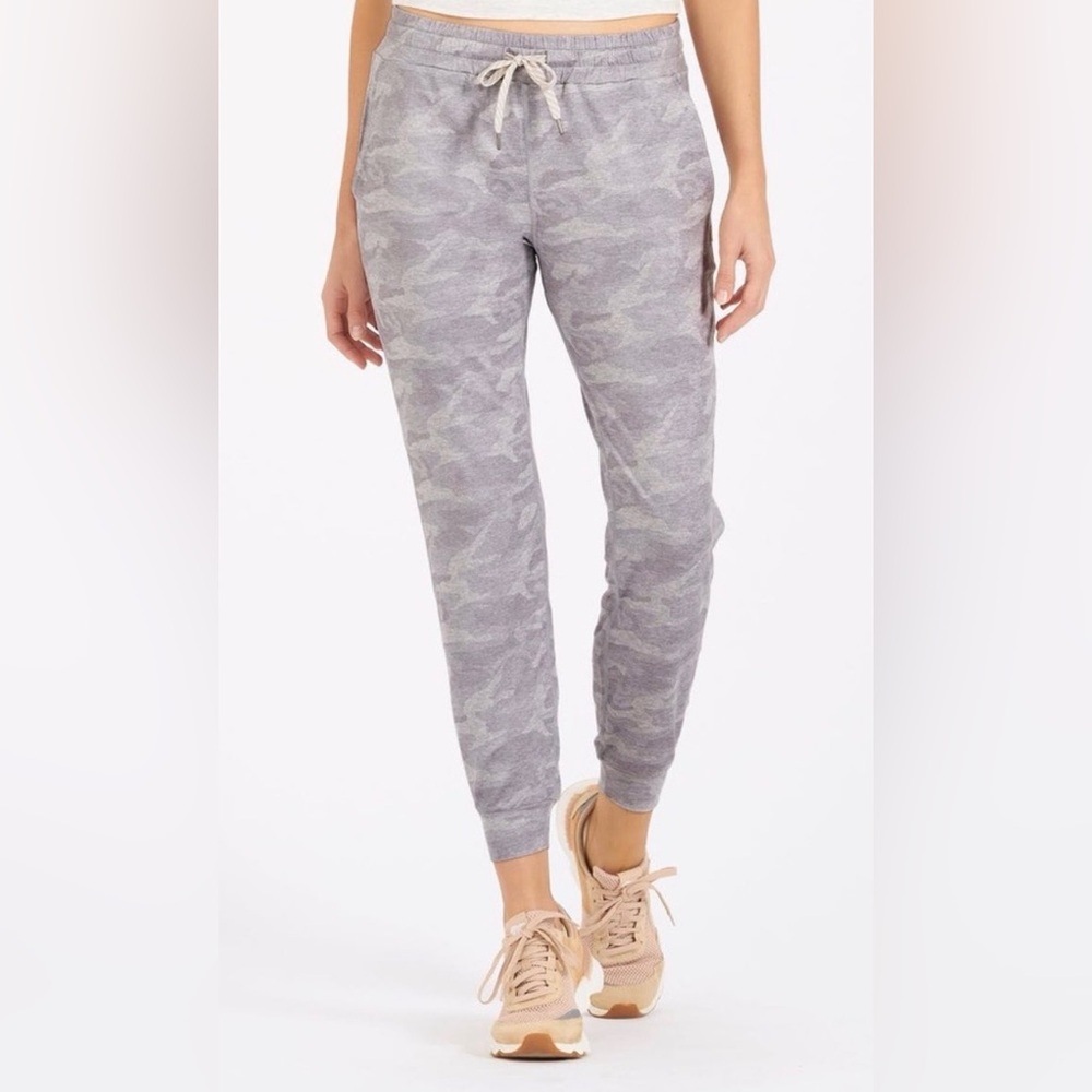 Vuori‎ Performance Jogger Size Small - Picture 2 of 9